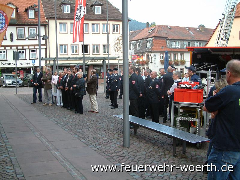 2009.09.20 Kreisfeuerwehrtag Fahrzeugausstellung 001.jpg